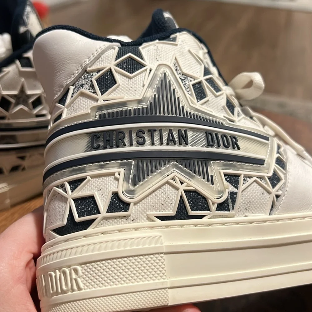 Authentic Christian Dior high top star sneaker - Picture 4 of 10